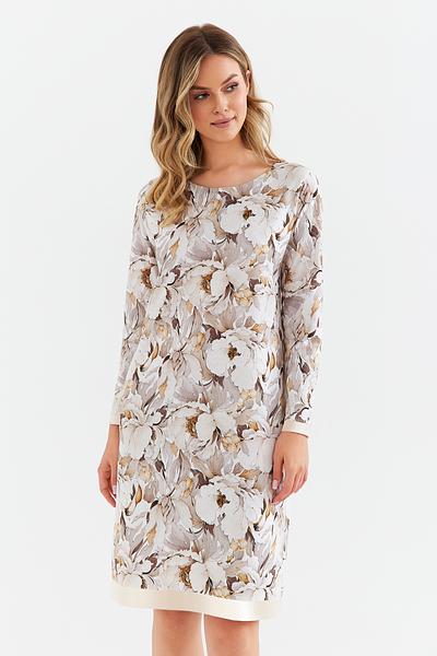 Koszula damska 423 Cana w kwiaty taupe
materiał - singiel jersey, bawełna 100%


piękny kwiatowy wzór w odcieniach beżu i écru


okrągły, odszywany dekolt




rękaw długi


rękawy i dół koszuli wykończone listwami z połyskującej, miękkiej satyny


klasyczny, taliowany krój


długość do kolan


 
 