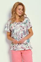 Piżamda damska z krótkim rękawem uszyta z delikatnej bawełny. Bluzka wozrzysta, dekolt w serek. Do kompletu jednolite spodnie długości 3/4.
Skład: 100% Bawełna
 
 