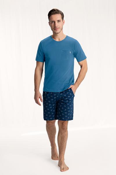 Producent: LUNA
Model: 807
Materiał: 100% bawełna, miękka i przewiewna
Konstrukcja góry: Jednobarwny T-shirt, półokrągły dekolt, krótki rękaw, kieszeń na piersi
Spodnie: Krótkie, drukowane, z kieszeniami
Idealna na: każdą porę roku, spokojny sen, komfortowy relaks w domu
 
