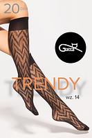 Gatta Trendyline Knee Socks 14 – stylowe i komfortowe podkolanówki damskie. Wykonane z wysokiej jakości przędzy, zapewniają doskonałe dopasowanie do nóg, nie uciskając i nie zsuwając się w trakcie noszenia. Ich subtelna, matowa struktura sprawia, że idealnie komponują się zarówno z codziennymi, jak i eleganckimi stylizacjami. Dzięki elastycznej i oddychającej tkaninie, podkolanówki są komfortowe nawet podczas długiego dnia.
 