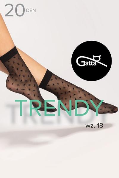 Trendyline Socks 18 wykonane z półtransparentnej przędzy o grubości 20 DEN, subtelnie podkreślają stopy, a drobny wzór kropek nadaje im klasycznego i dziewczęcego charakteru. Dzięki elastycznemu, nieuciskającemu ściągaczowi, skarpetki idealnie dopasowują się do stopy, nie zsuwając się w trakcie noszenia. Ich lekka i trwała struktura zapewnia komfort przez cały dzień. Doskonale komponują się zarówno z casualowym obuwiem, jak i eleganckimi stylizacjami.
 