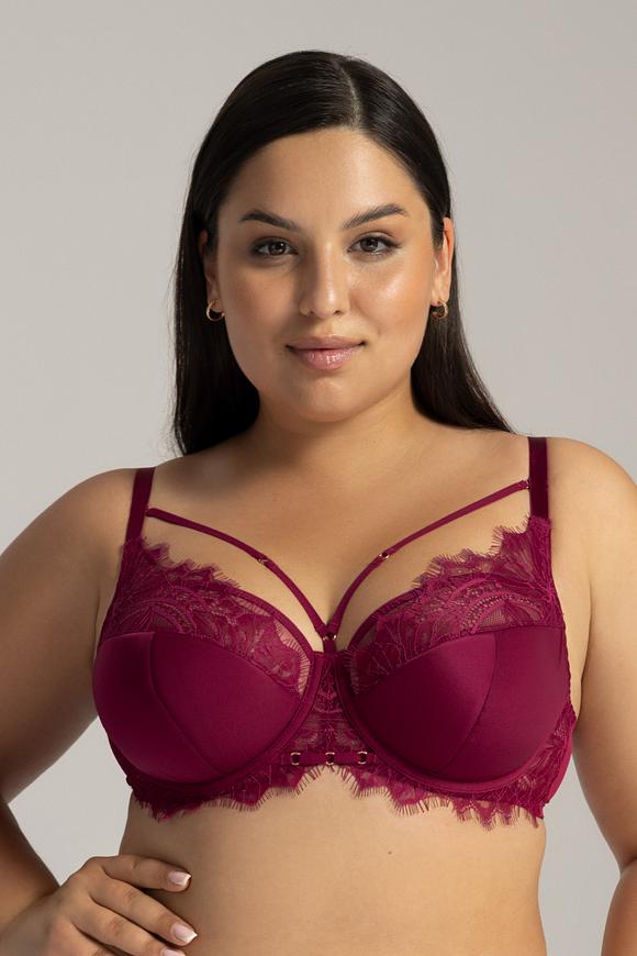 



Biustonosz półusztywniony, konstrukcja K-1030
Model AV 2149 MYSTIC SEMI SOFT to kwintesencja zmysłowości w głębokim odcieniu czerwonego wina, który rozgrzewa zmysły i ciało. Półusztywniane miseczki, wspierane stabilnym obwodem, zapewniają doskonałe podtrzymanie i kształtowanie biustu, pięknie go eksponując w dekolcie. Górne partie misek oraz bawet zostały ozdobione subtelną koronką, dodającą elegancji i seksapilu. Odpinane paseczki dodatkowo podkreślają krągłość piersi, tworząc niezwykle uwodzicielski efekt. AV 2149 MYSTIC to bielizna, która obudzi Twoje zmysły i doda pewności siebie.
Skład surowcowy: 88% Poliamid, 8% Bawełna, 4% Elastan






 


 