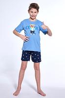 ✔ 100% bawełna – miękka, oddychająca i przyjazna dla skóry
✔ Koszulka z krótkim rękawem – zapewnia wygodę podczas snu i codziennego relaksu
✔ Kolorowy nadruk na przodzie – modny i chłopięcy design
✔ Krótkie, wzorzyste spodenki – lekkie i komfortowe, idealne na ciepłe noce
✔ Pakowana w pudełko – doskonały pomysł na prezent dla chłopca
✔ Marka Cornette – gwarancja wysokiej jakości wykonania