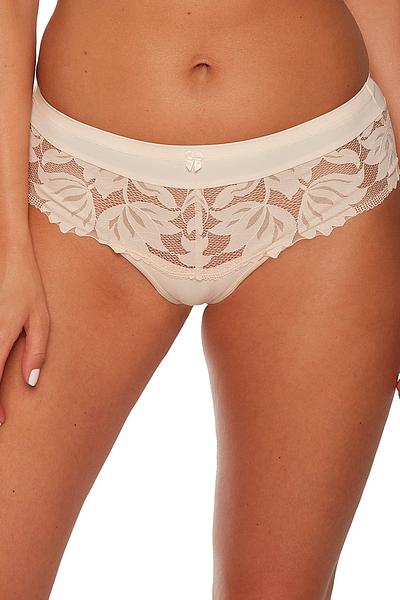 Figi brazyliany Nike od marki GAIA to kwintesencja elegancji i wygody. Wykonane z bogato zdobionej koronki, zmysłowo podkreślają kobiece kształty, nadając bieliźnie luksusowy charakter. Model o niższym kroju perfekcyjnie dopasowuje się do sylwetki, zapewniając subtelne wyeksponowanie atutów. Wewnętrzna bawełniana wkładka gwarantuje maksymalny komfort noszenia przez cały dzień. To idealny wybór dla kobiet, które oczekują bielizny nie tylko funkcjonalnej, ale także pełnej klasy i seksapilu.
Skład: 76% Poliamid, 19% Elastan, 5% Bawełna